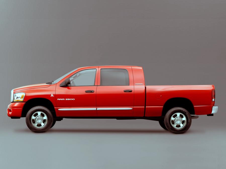 Dodge Ram 2500 Mega Cab 2006 года  (фото 22 из 35)